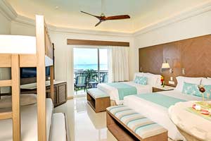 Family Junior Suites at Wyndham Alltra Playa del Carmen