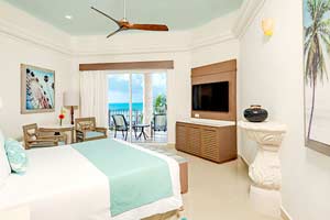 Ocean Front Junior Suites at Wyndham Alltra Playa del Carmen